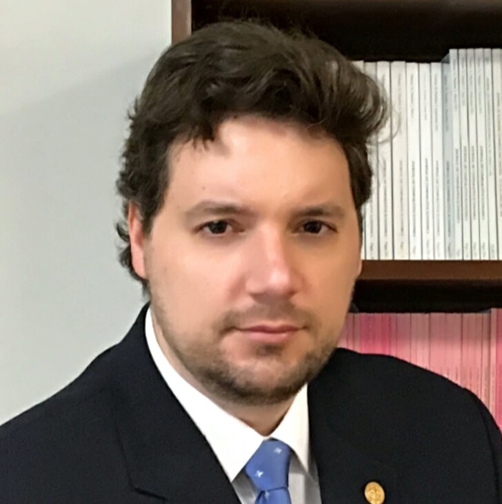 Dr. Rafael M. López-Monti Dr. Rafael M. López-Monti