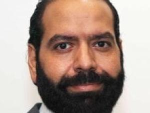 Nizar Qallab headshot