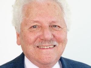 Danny Leipziger headshot