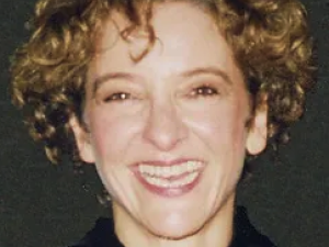 Graciela Laura Kaminsky headshot