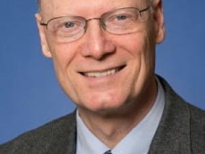 Stephen Smith headshot