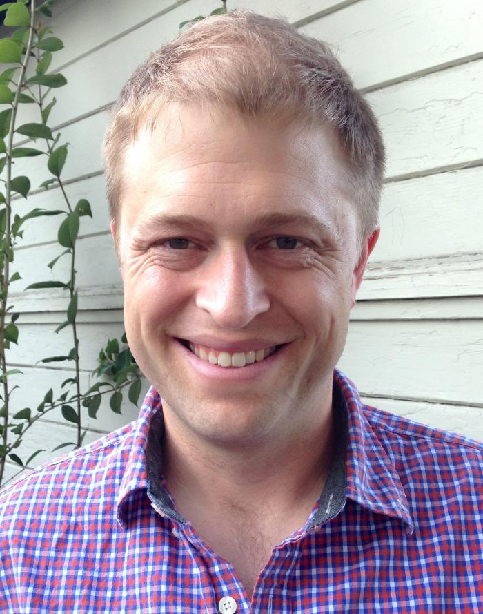 Eric Kramon headshot