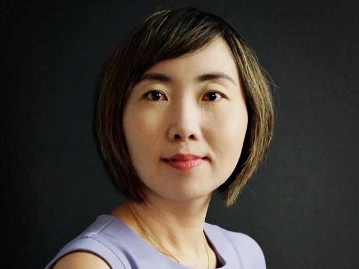 Maggie Chen headshot