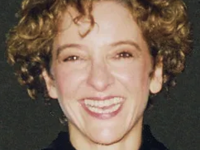 Graciela Laura Kaminsky headshot